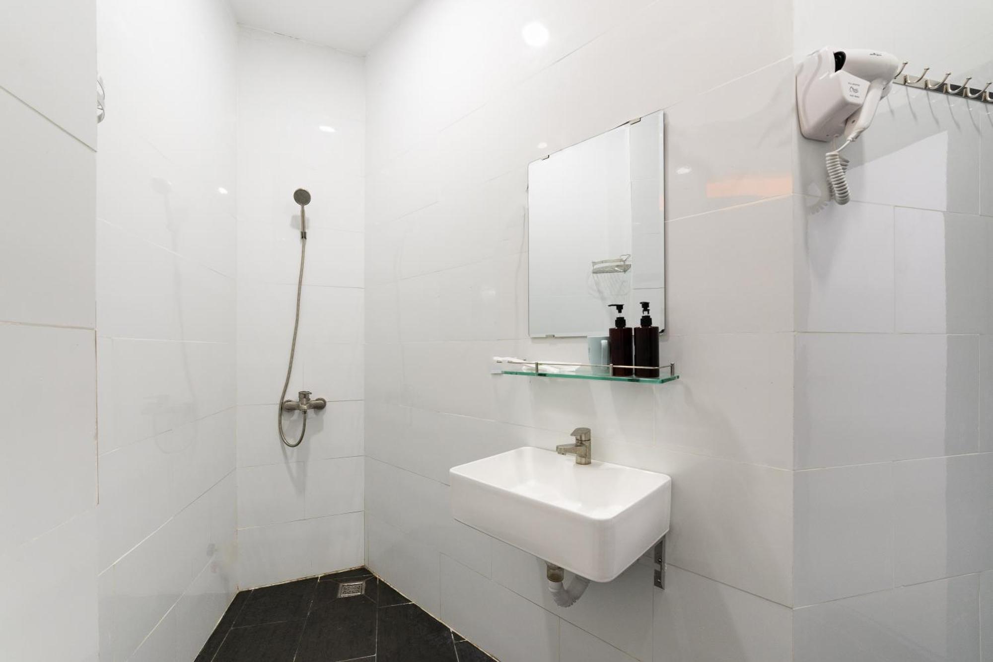 Thien Quoc Hotel Ho Chi Minh City Bagian luar foto